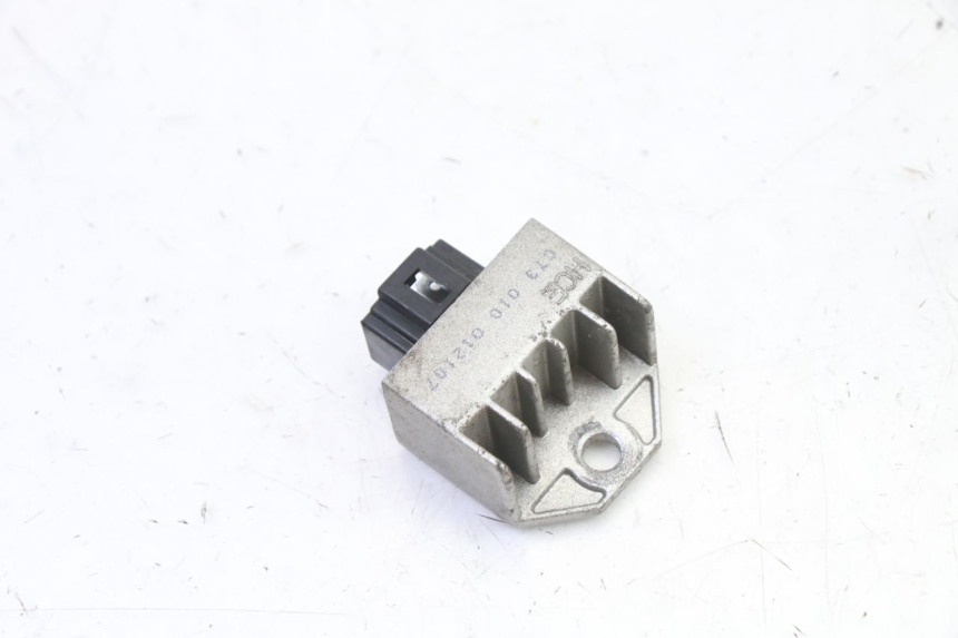 photo de RÉGULATEUR DE CHARGE PEUGEOT VIVACITY NEW 4T 50 (2008 - 2017)