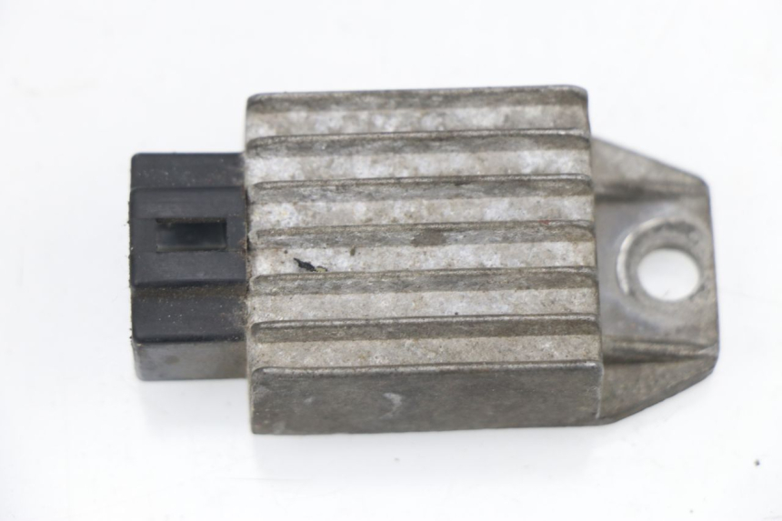 photo de REGULATEUR CHARGE PEUGEOT VIVACITY 50 (1998 - 2003)