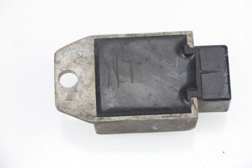 photo de REGULATEUR CHARGE PEUGEOT VIVACITY 50 (1998 - 2003)