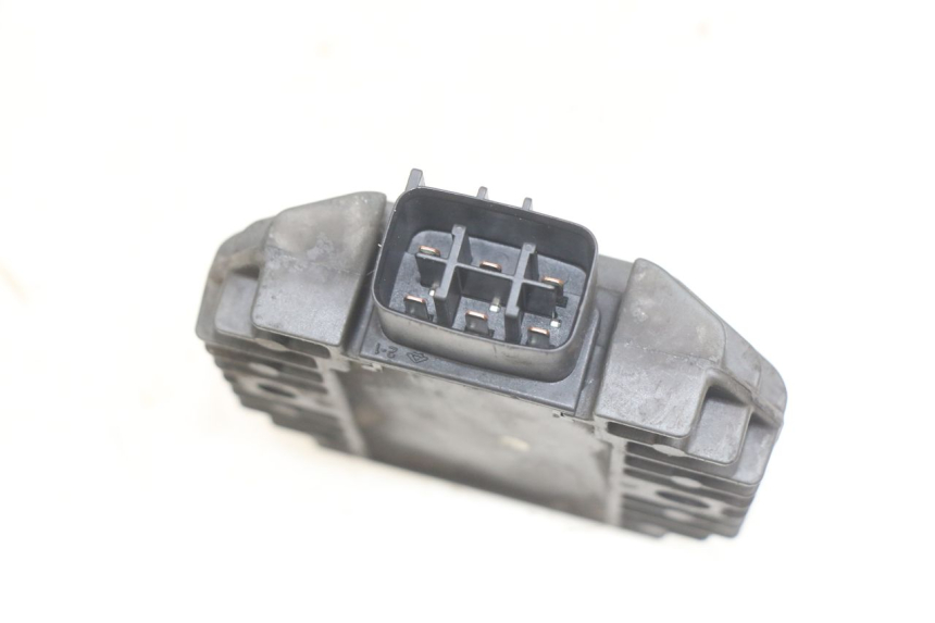 photo de RÉGULATEUR DE CHARGE YAMAHA X-MAX XMAX 250 (2006 - 2009)