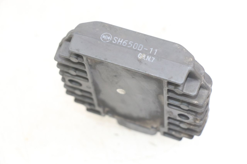 photo de RÉGULATEUR DE CHARGE YAMAHA X-MAX XMAX 250 (2006 - 2009)