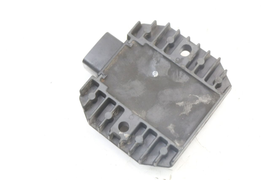 photo de RÉGULATEUR DE CHARGE YAMAHA X-MAX XMAX 250 (2006 - 2009)