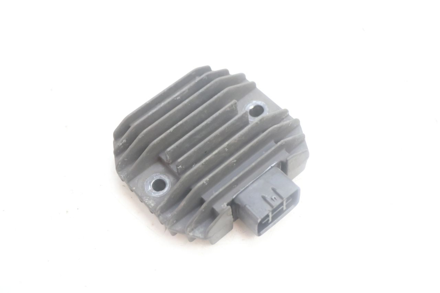 photo de REGULATEUR CHARGE YAMAHA XMAX X-MAX 125 (2006 - 2009) - Vue principale