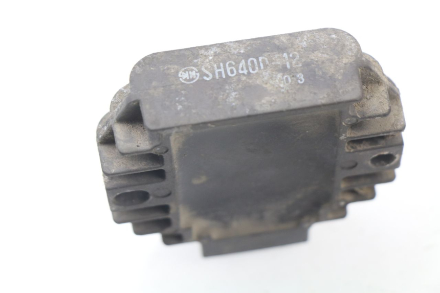 photo de REGULATEUR CHARGE PIAGGIO X9 125 (2000 - 2003)
