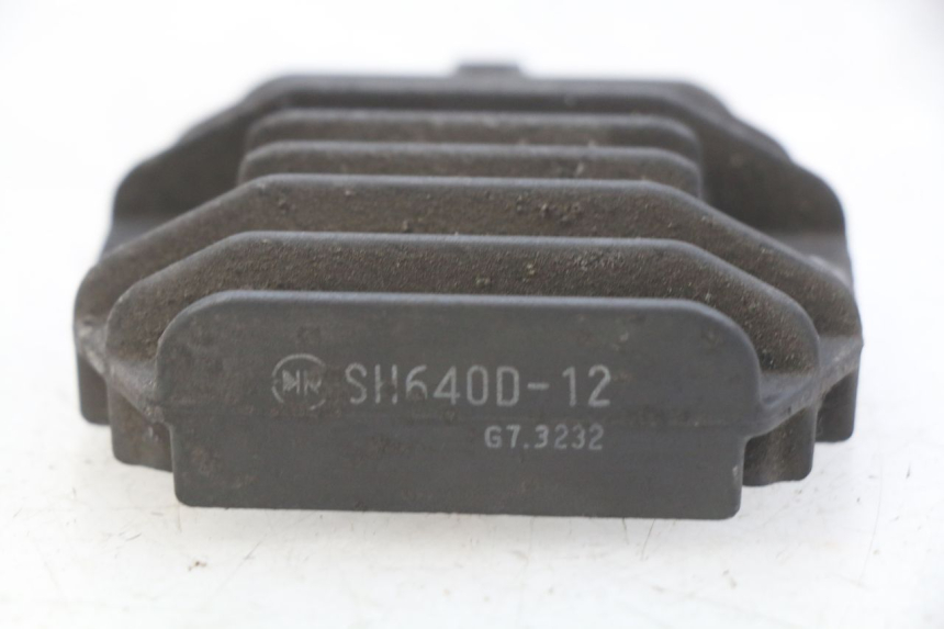 photo de REGULATEUR CHARGE PIAGGIO XEVO - X EVO 125 (2007 - 2016)