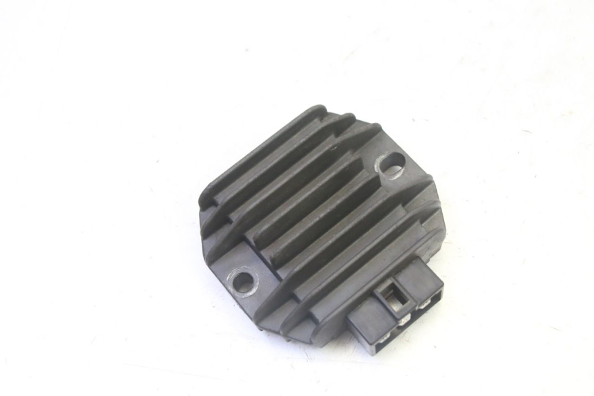 photo de REGULATEUR CHARGE PIAGGIO XEVO - X EVO 125 (2007 - 2016)