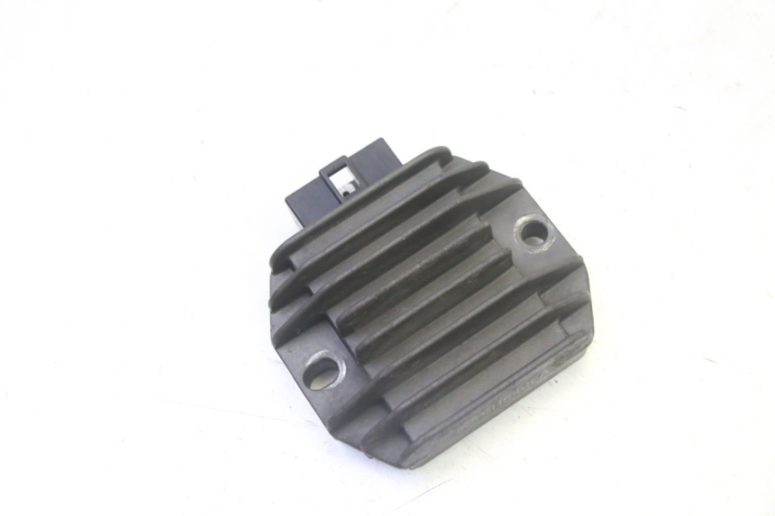 photo de REGULATEUR CHARGE PIAGGIO XEVO - X EVO 125 (2007 - 2016)