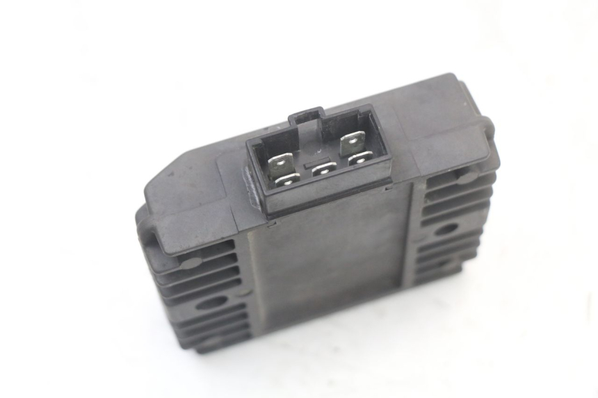 photo de REGULATEUR CHARGE YAMAHA XJ6 ABS 600 (2008 - 2016)