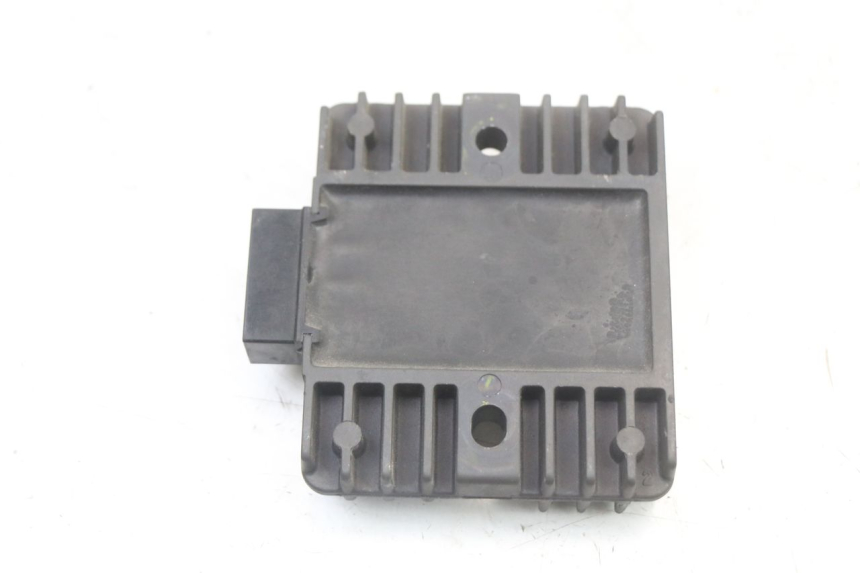 photo de REGULATEUR CHARGE YAMAHA XJ6 ABS 600 (2008 - 2016)
