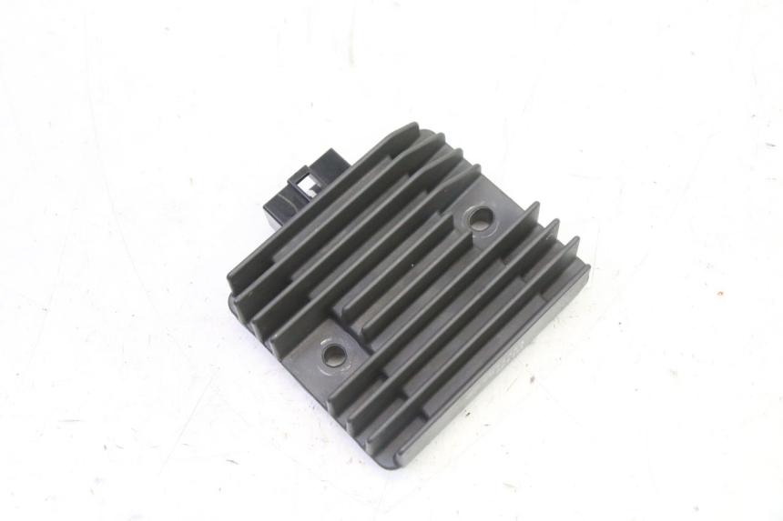 photo de REGULATEUR CHARGE YAMAHA XJ6 ABS 600 (2008 - 2016)