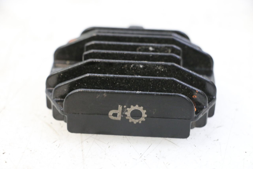 photo de REGULATEUR CHARGE YAMAHA XJN DIVERSION 600 (2000 - 2003)