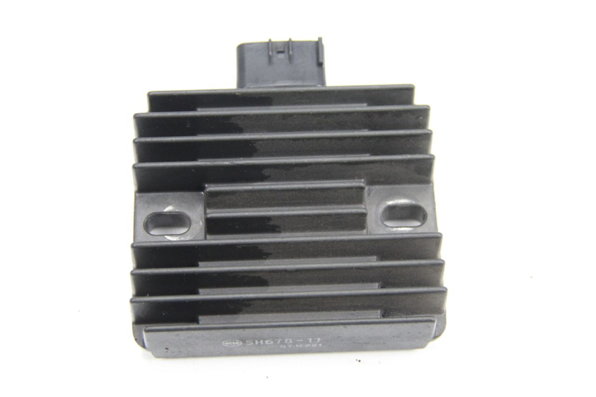 photo de REGULATEUR CHARGE YAMAHA XP T-MAX TMAX 500 (2008 - 2012) - Zoom état d’usage