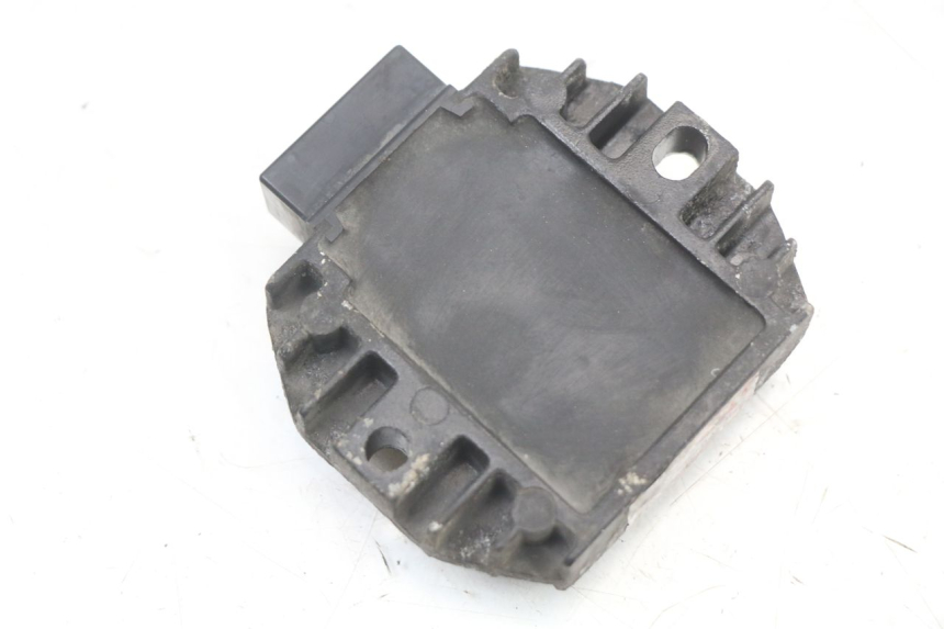 photo de REGULATEUR CHARGE YAMAHA CYGNUS X 125 (2004 - 2007)