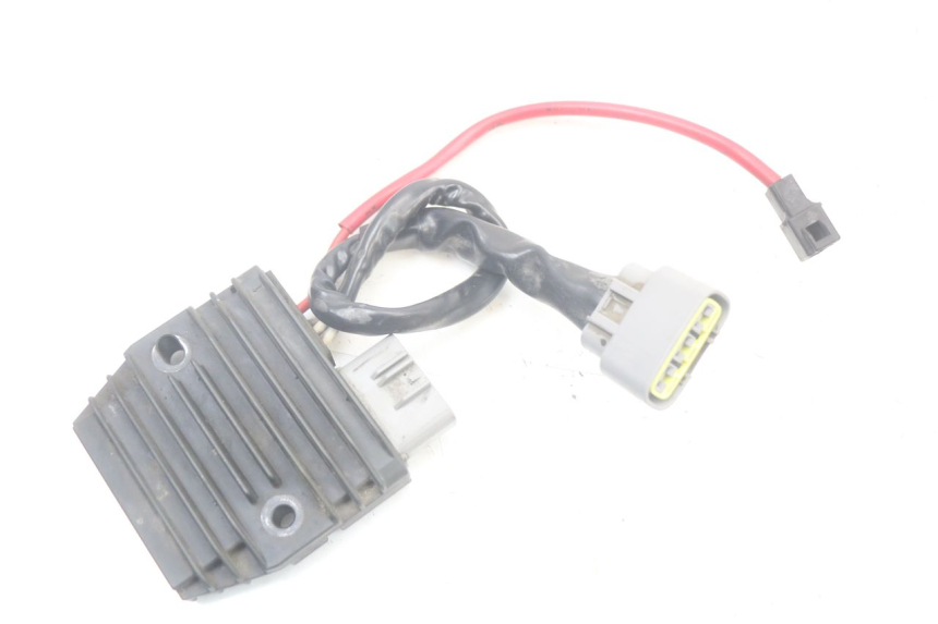 photo de REGULATEUR CHARGE YAMAHA FJR ABS 1300 (2006 - 2012)