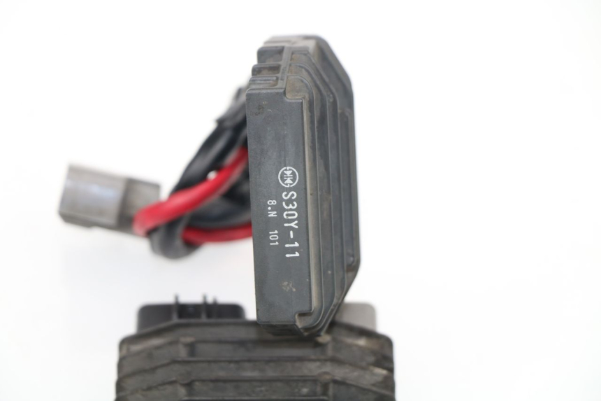 photo de REGULATEUR CHARGE YAMAHA FJR ABS 1300 (2006 - 2012)