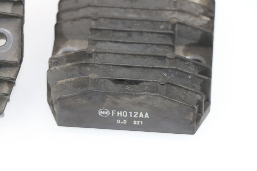 photo de REGULATEUR CHARGE YAMAHA FJR ABS 1300 (2006 - 2012)