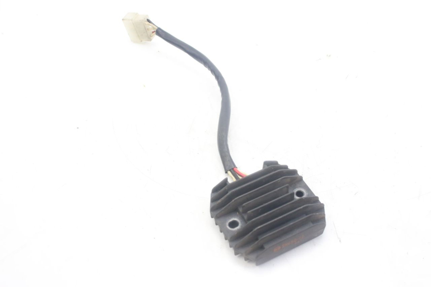 photo de REGULATEUR CHARGE YAMAHA FZS FAZER 600 (1998 - 2001)