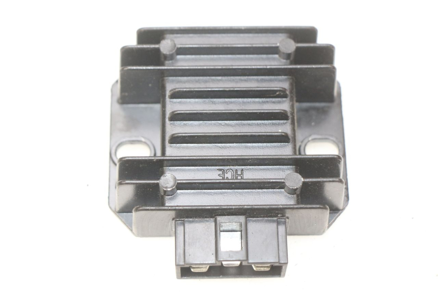 photo de REGULATEUR CHARGE YAMAHA N-MAX NMAX 125 (2017 - 2020)