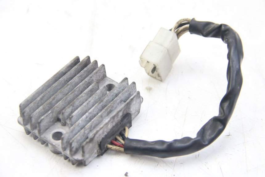 photo de REGULATEUR CHARGE YAMAHA SR 125 (1996 - 2003)