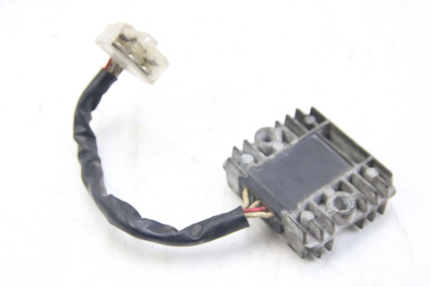 photo de REGULATEUR CHARGE YAMAHA SR 125 (1996 - 2003)