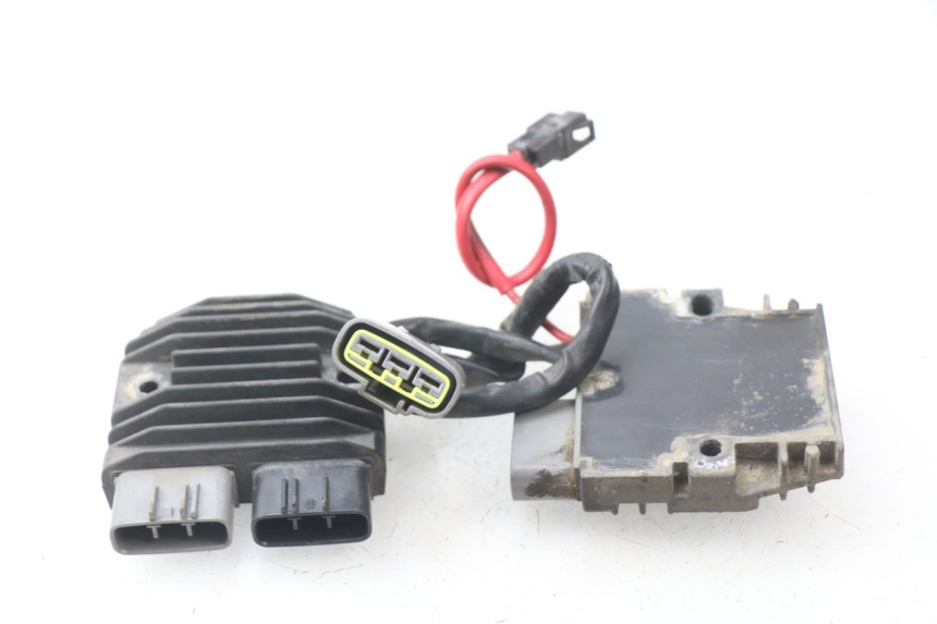 photo de REGULATEUR CHARGE YAMAHA TDM ABS 900 (2002 - 2014)