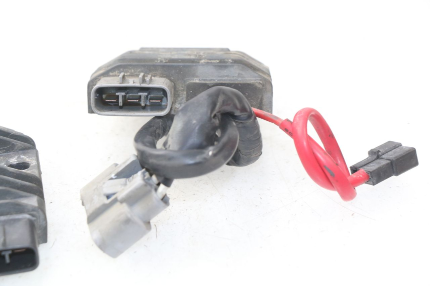 photo de REGULATEUR CHARGE YAMAHA TDM ABS 900 (2002 - 2014)