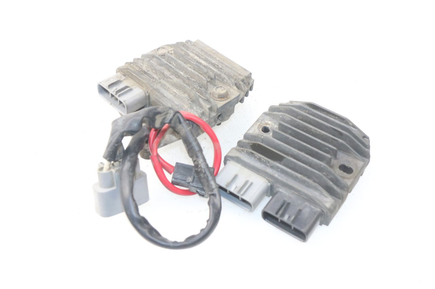 photo de REGULATEUR CHARGE YAMAHA TDM ABS 900 (2002 - 2014)