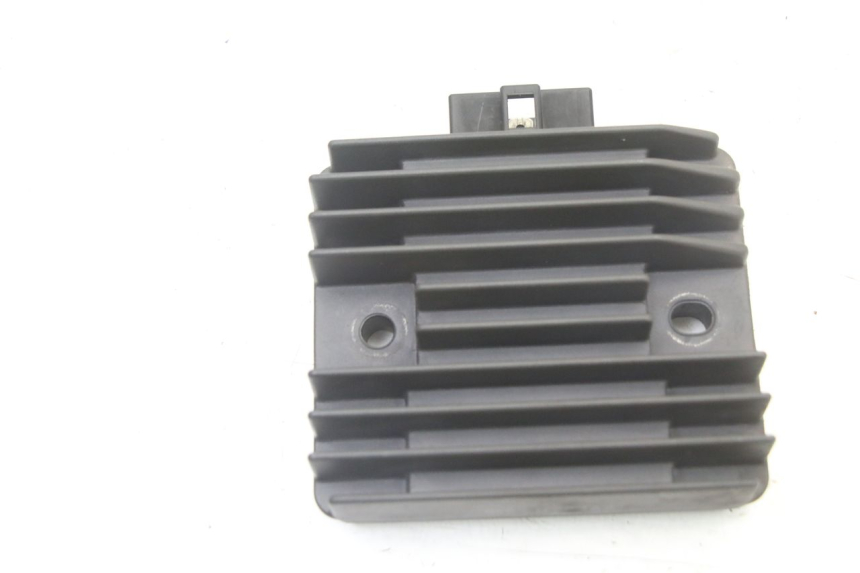 photo de REGULATEUR CHARGE YAMAHA XJ6 ABS 600 (2008 - 2016)