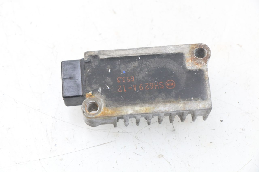 photo de REGULATEUR CHARGE YAMAHA XJN XJ N DIVERSION 600 (1994 - 1997)