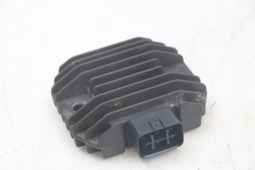 photo de REGULATEUR CHARGE YAMAHA XMAX X-MAX 125 (2006 - 2009)