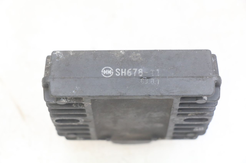 photo de REGULATEUR CHARGE YAMAHA YP MAJESTY 400 (2004 - 2008)