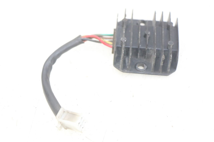 photo de REGULATEUR CHARGE YAMASAKI RAPTOR 50 (2013 - 2018)