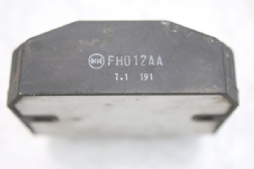 photo de REGULATEUR CHARGE YAMAHA YZF R1 1000 (2007 - 2008)