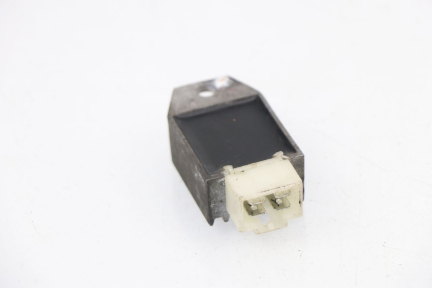 photo de REGULATEUR CHARGE ZHONGYU MOVIDAS 50 (2004 - 2007)