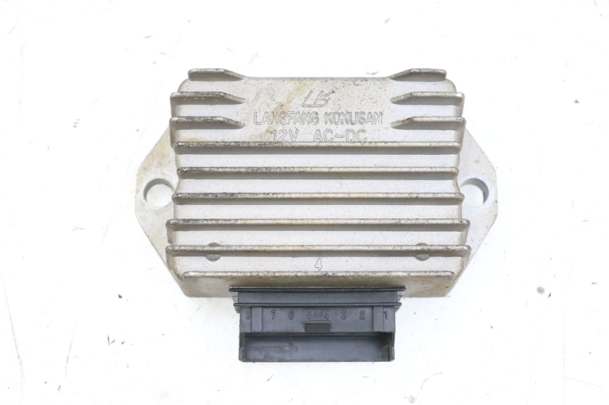 photo de REGULATEUR CHARGE PIAGGIO ZIP 2T 50 (2009 - 2019) - Autre angle de vue