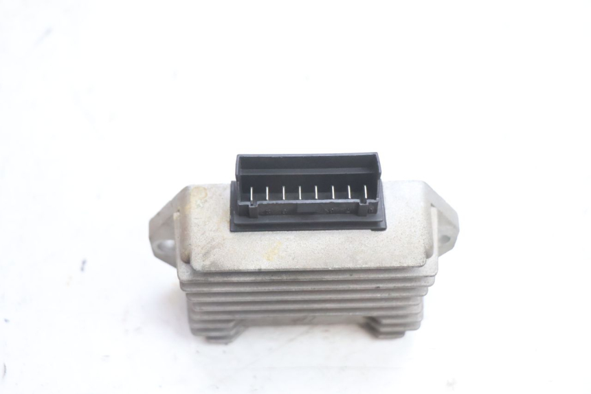 photo de REGULATEUR CHARGE PIAGGIO ZIP 2T 50 (2009 - 2019) - Autre angle de vue