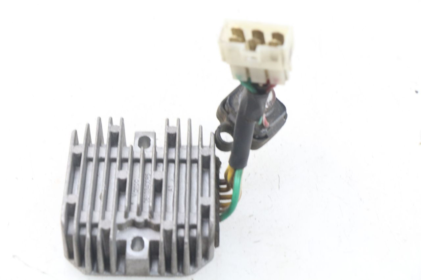 photo de REGULATEUR CHARGE PIAGGIO ZIP 4T 50 (2018 - 2020)