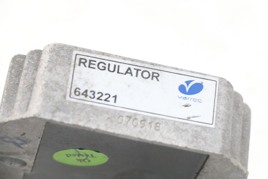 photo de REGULATEUR CHARGE PIAGGIO ZIP 4T 50 (2018 - 2020)