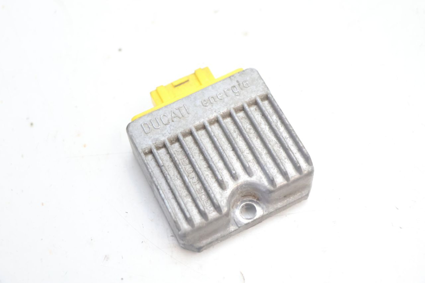 photo de REGULATEUR CHARGE PIAGGIO ZIP 4T 50 (2006 - 2017) - Vue principale