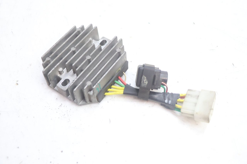 photo de REGULATEUR CHARGE PIAGGIO ZIP IGET 4T 50 (2021 - 2023) - Détail de la pièce
