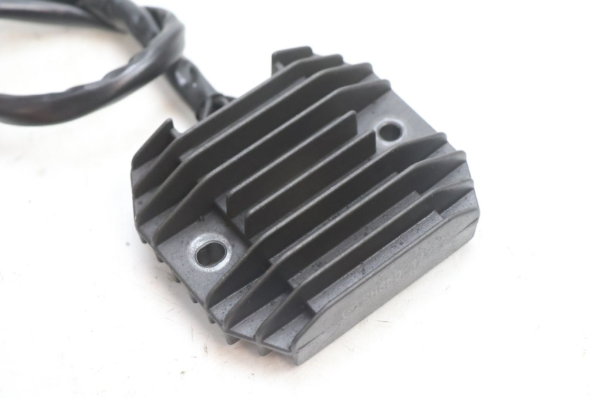 photo de REGULATEUR CHARGE KAWASAKI ZX-6R ZX6R 600 (2000 - 2002) - Détail de la pièce