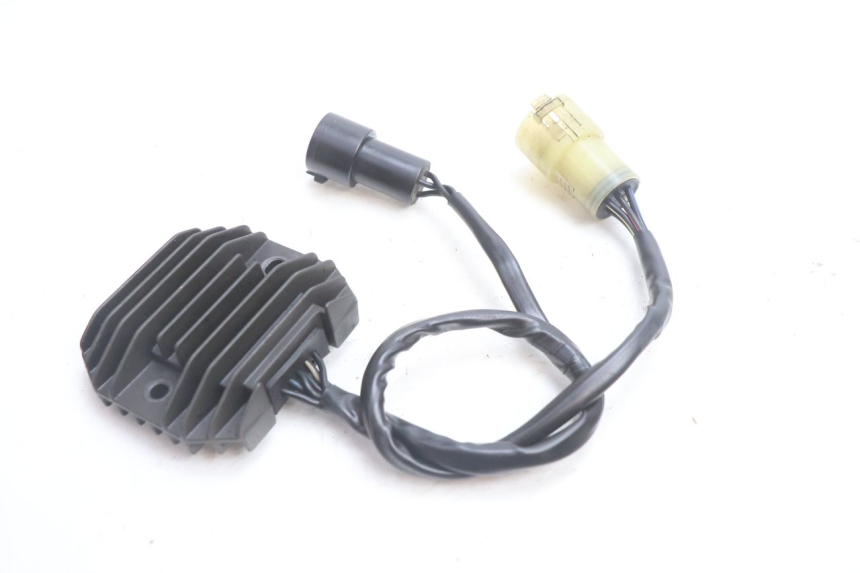 photo de REGULATEUR CHARGE KAWASAKI ZX-6R ZX6R 600 (2000 - 2002) - Zoom état d’usage