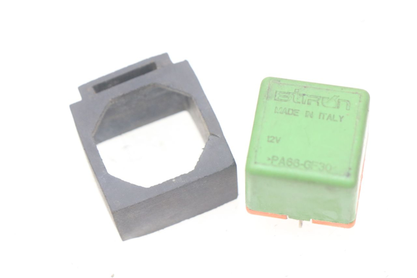 photo de RELAIS DEMARREUR APRILIA SR LC 50 (1997 - 2004)