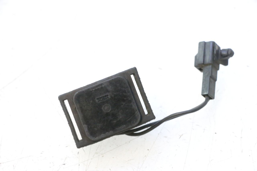 photo de RELAIS DEMARREUR SUZUKI BURGMAN EXECUTIVE ABS 650 (2006 - 2012) - Vue d’ensemble