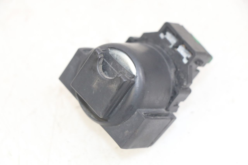 photo de RELAIS DEMARREUR HONDA CBR F SC25 1000 (1989 - 1992)