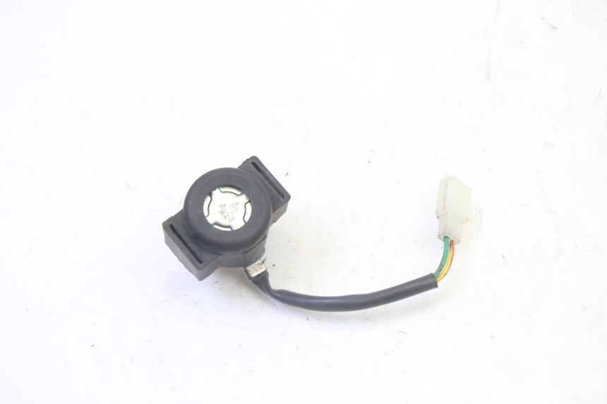 photo de RELAIS DEMARREUR SYM CROX 4T 50 (2016 - 2023)