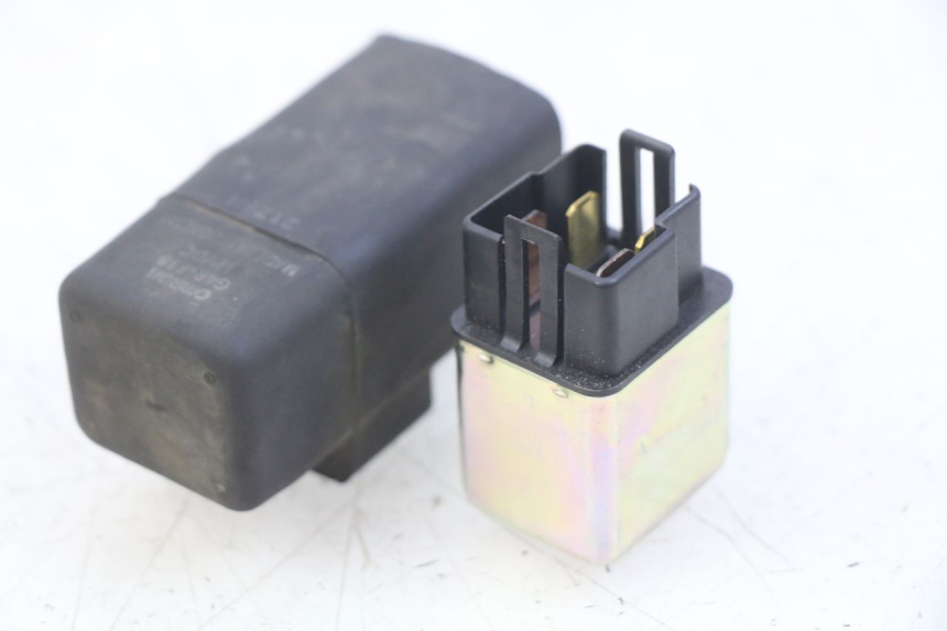 photo de RELAIS DEMARREUR YAMAHA D'ELIGHT DELIGHT 125 (2017 - 2020) - Autre angle de vue