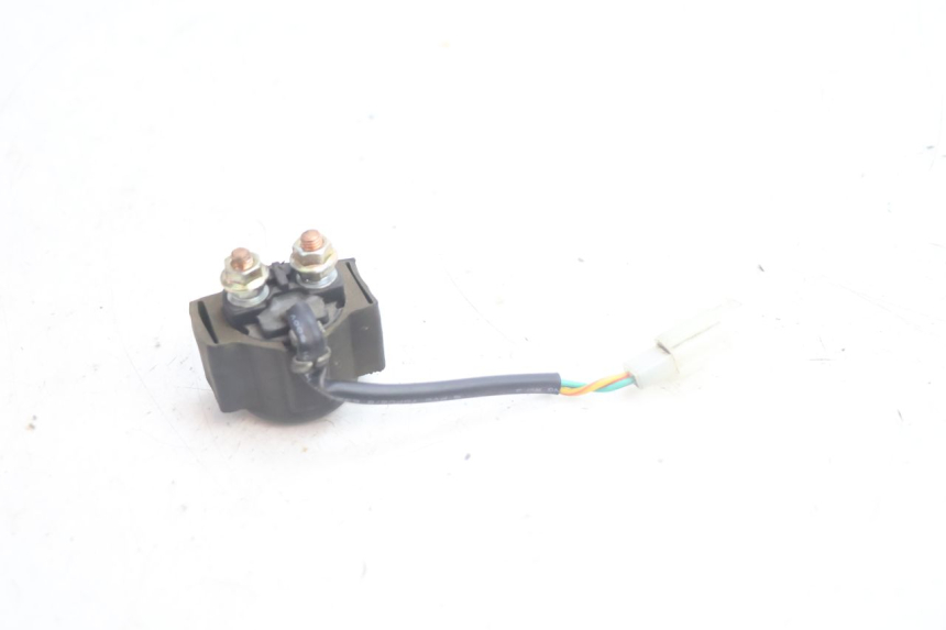 photo de RELAIS DEMARREUR SYM FIDDLE 3 III 50 (2014 - 2020) - Autre angle de vue