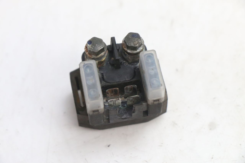 photo de RELAIS DEMARREUR YAMAHA FJR 1300 (2001 - 2005) - Zoom état d’usage