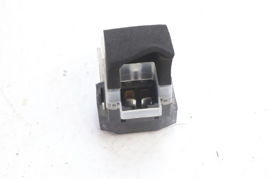 photo de RELAIS DEMARREUR YAMAHA FZ8 800 (2010 - 2016) - Autre angle de vue